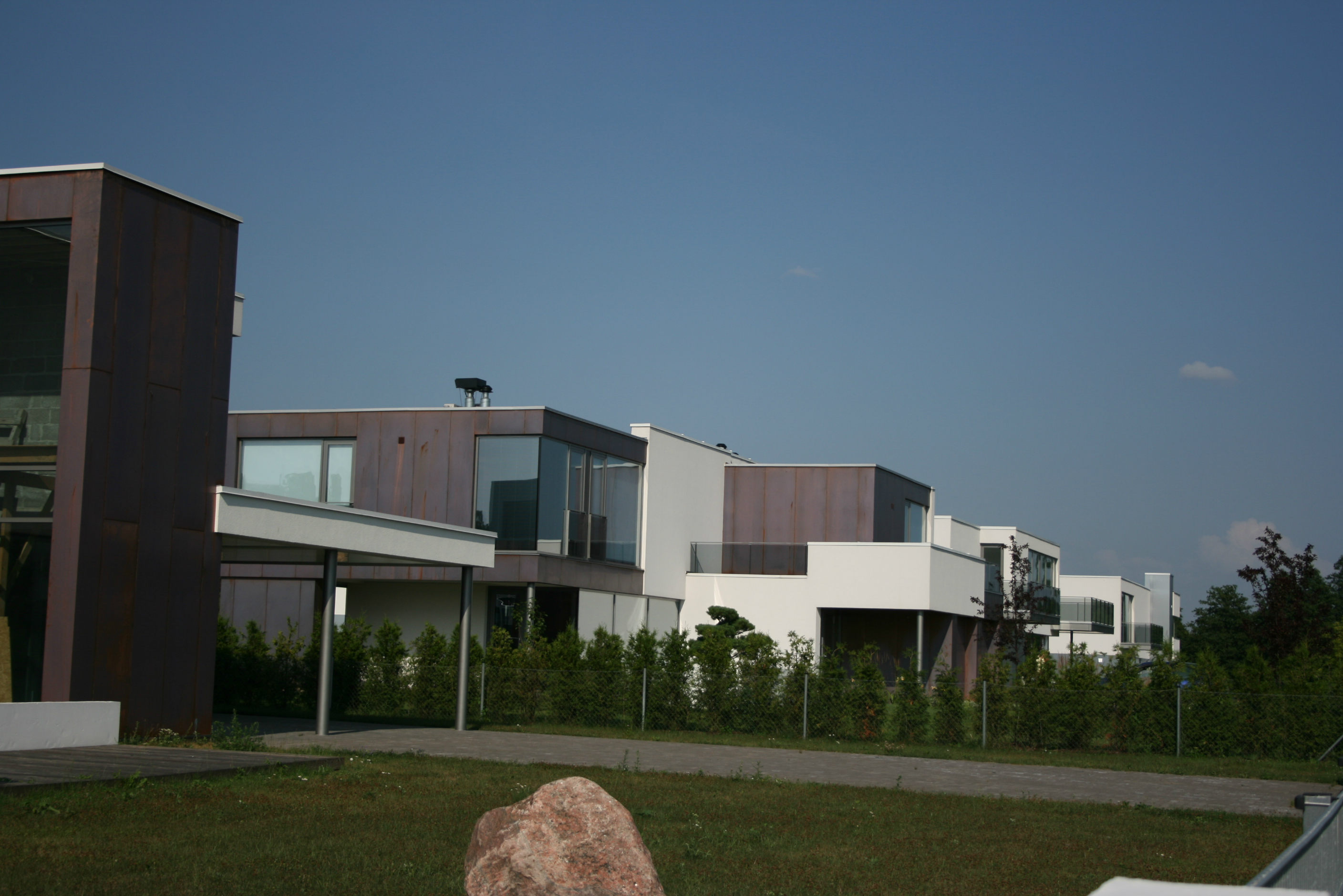 HOUSING AREA WITH 13 PRIVATE RESIDENCES IN VILJANDI